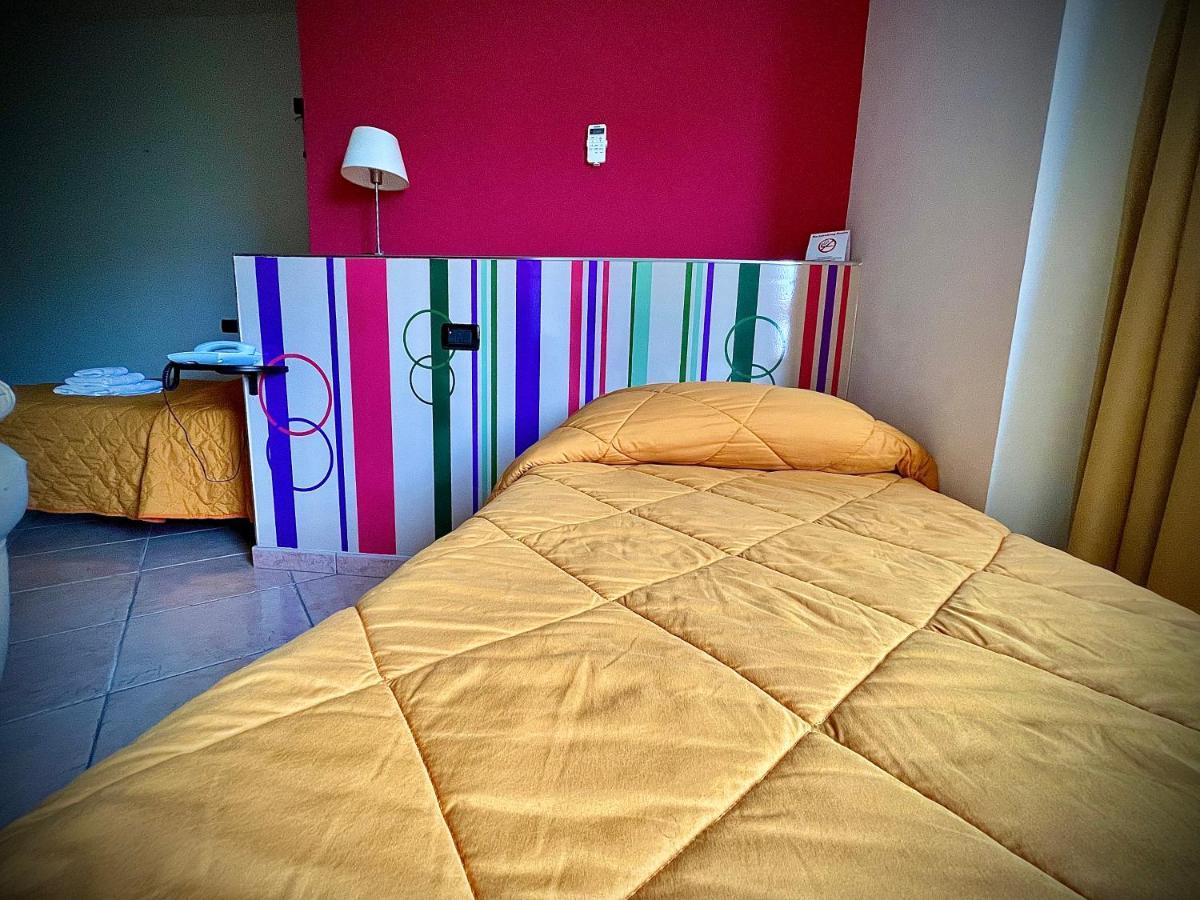 Hotel Le Ceramiche Montalto Uffugo Exteriér fotografie